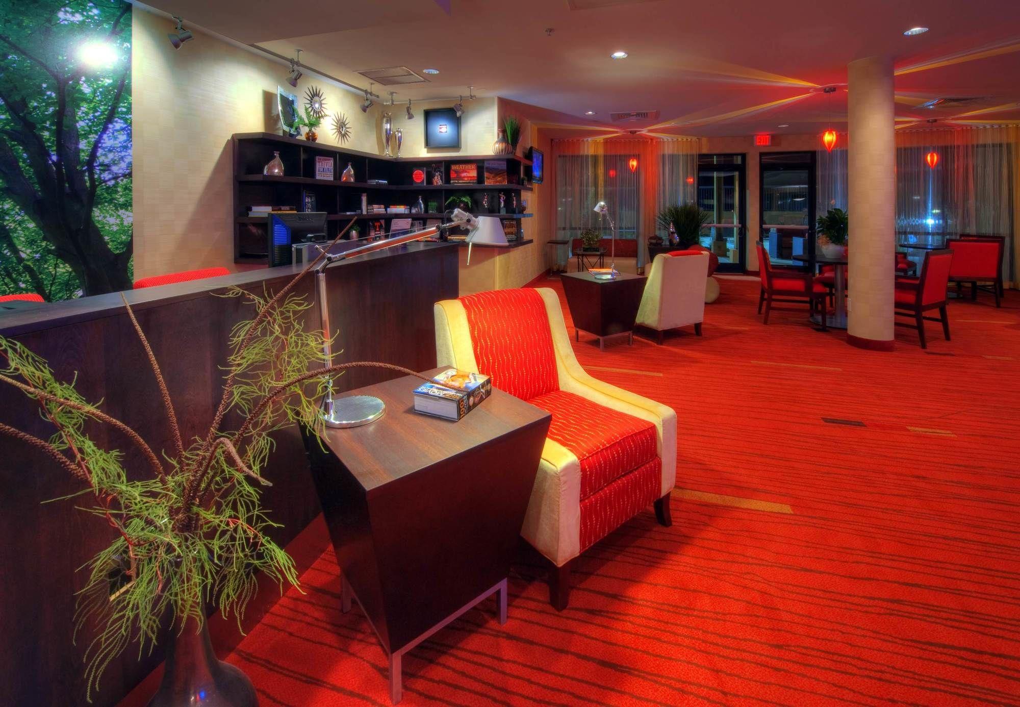 Courtyard By Marriott Johnson City Extérieur photo