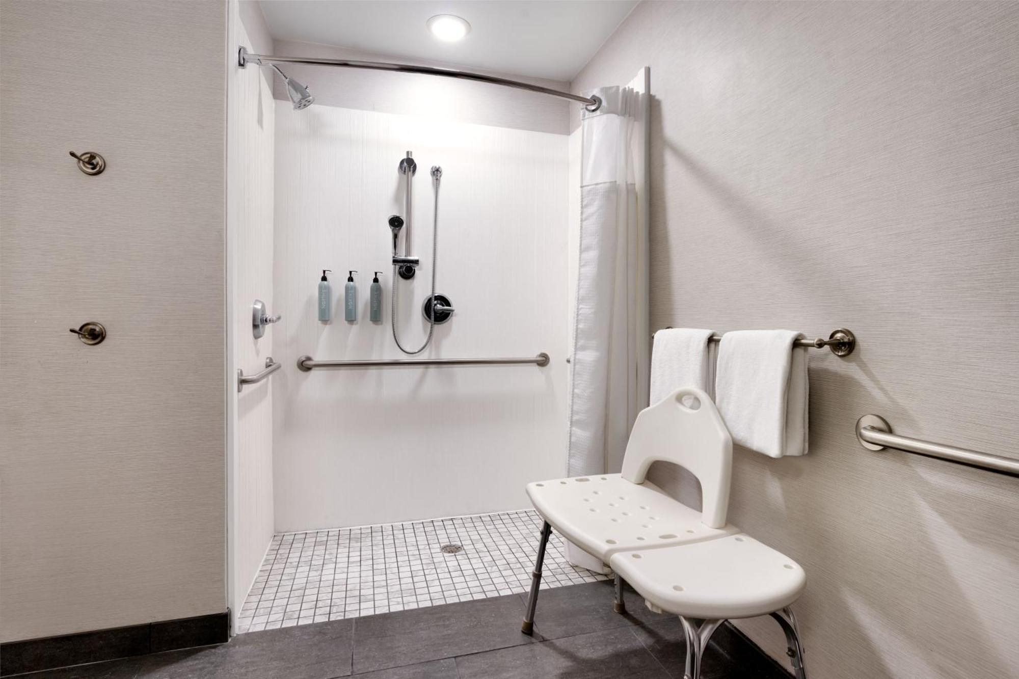 Courtyard By Marriott Johnson City Extérieur photo