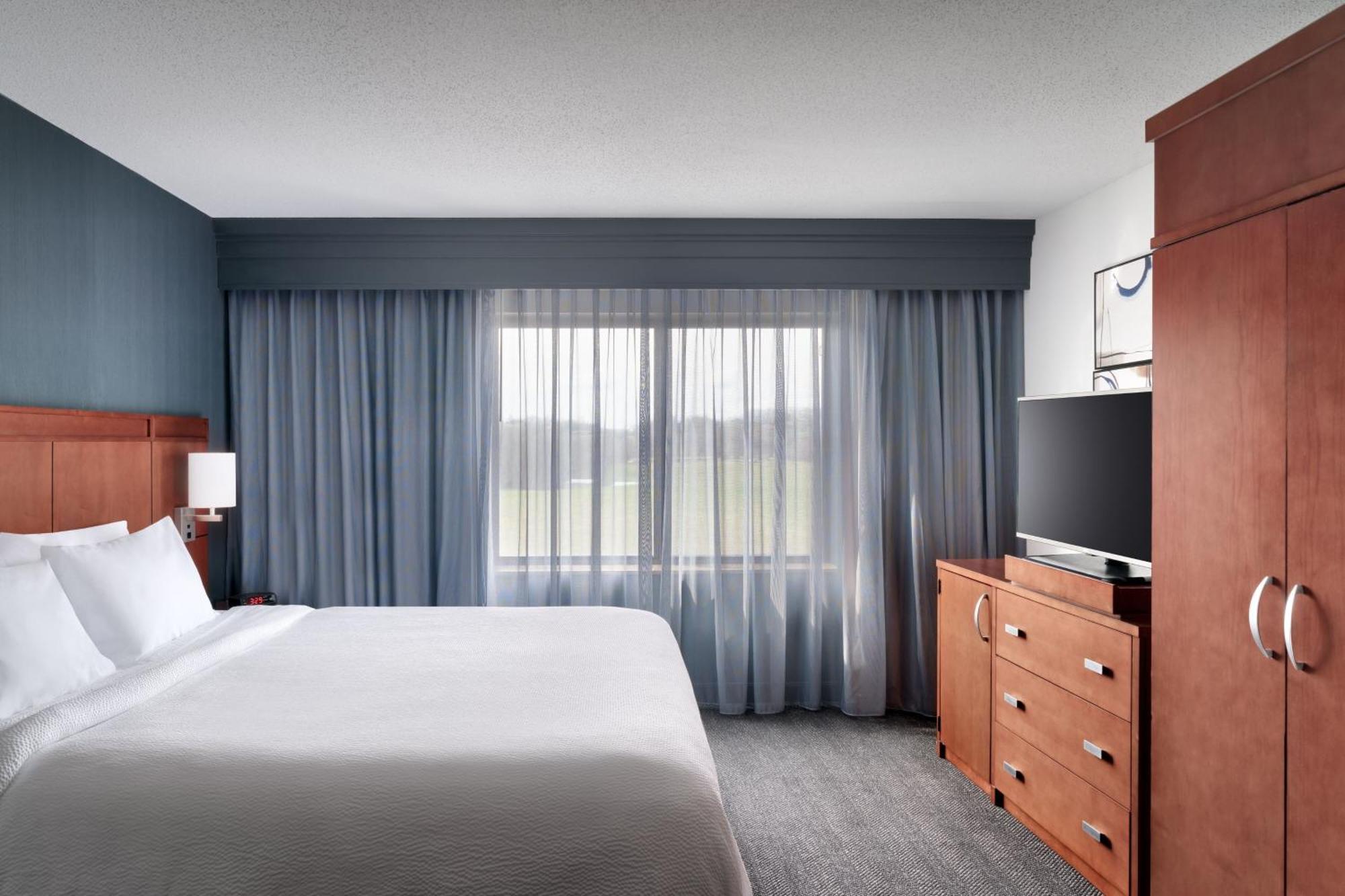 Courtyard By Marriott Johnson City Extérieur photo