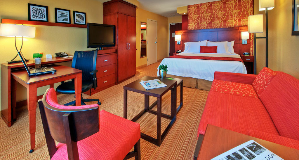 Courtyard By Marriott Johnson City Extérieur photo