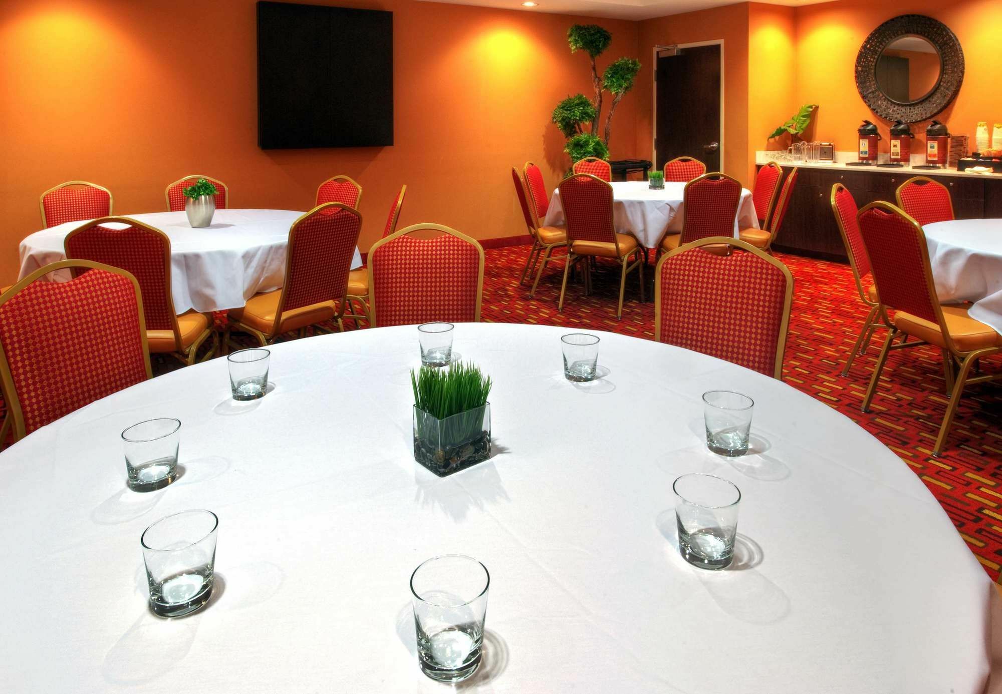 Courtyard By Marriott Johnson City Extérieur photo