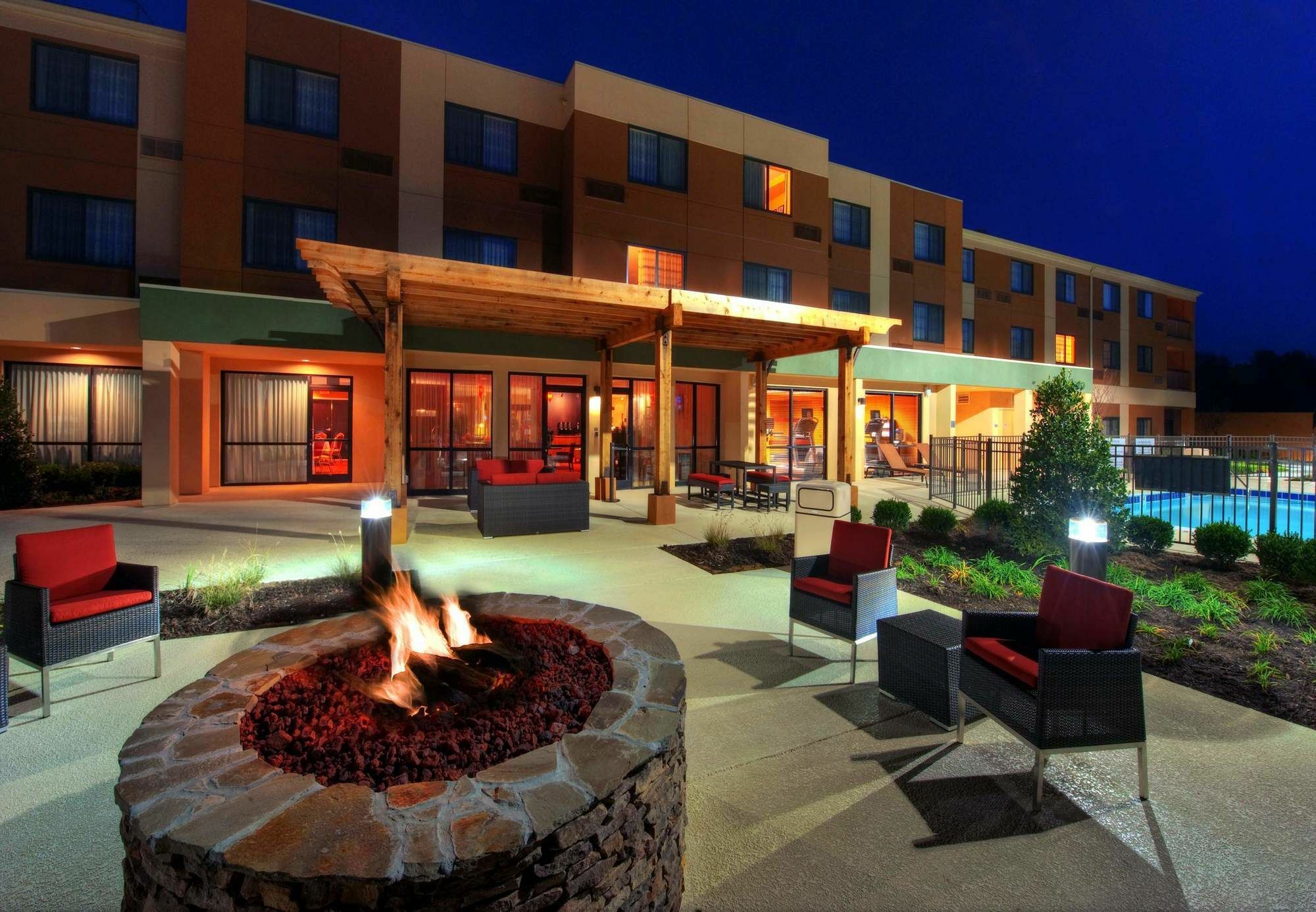 Courtyard By Marriott Johnson City Extérieur photo